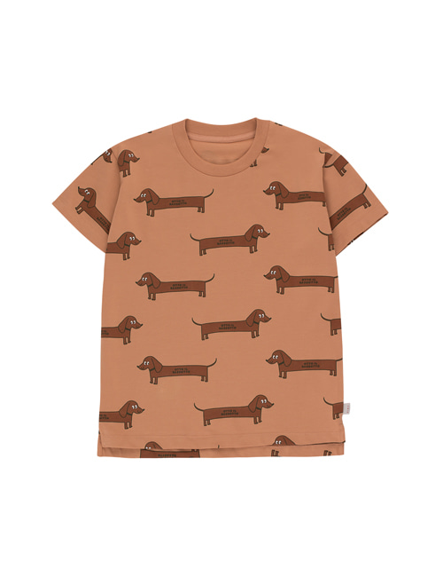 [Tiny Cottons]“IL BASSOTTO” TEE _ tan/dark brown