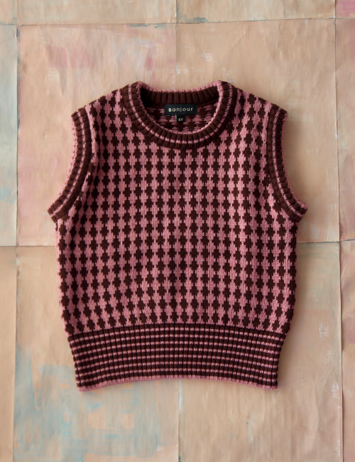 [BONJOUR DIARY]Knitted vest brown-pink diamond