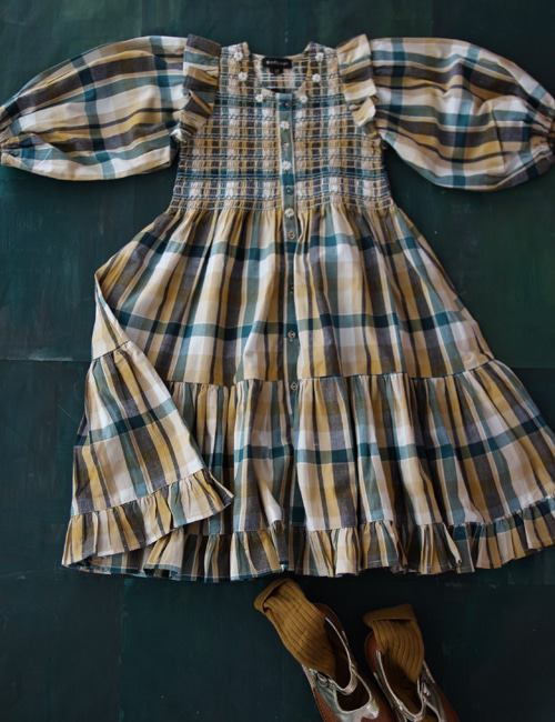 [BONJOUR DIARY]Ibiza dress with balloon sleeve, mchine smocking and hand flowers  _ Big green check